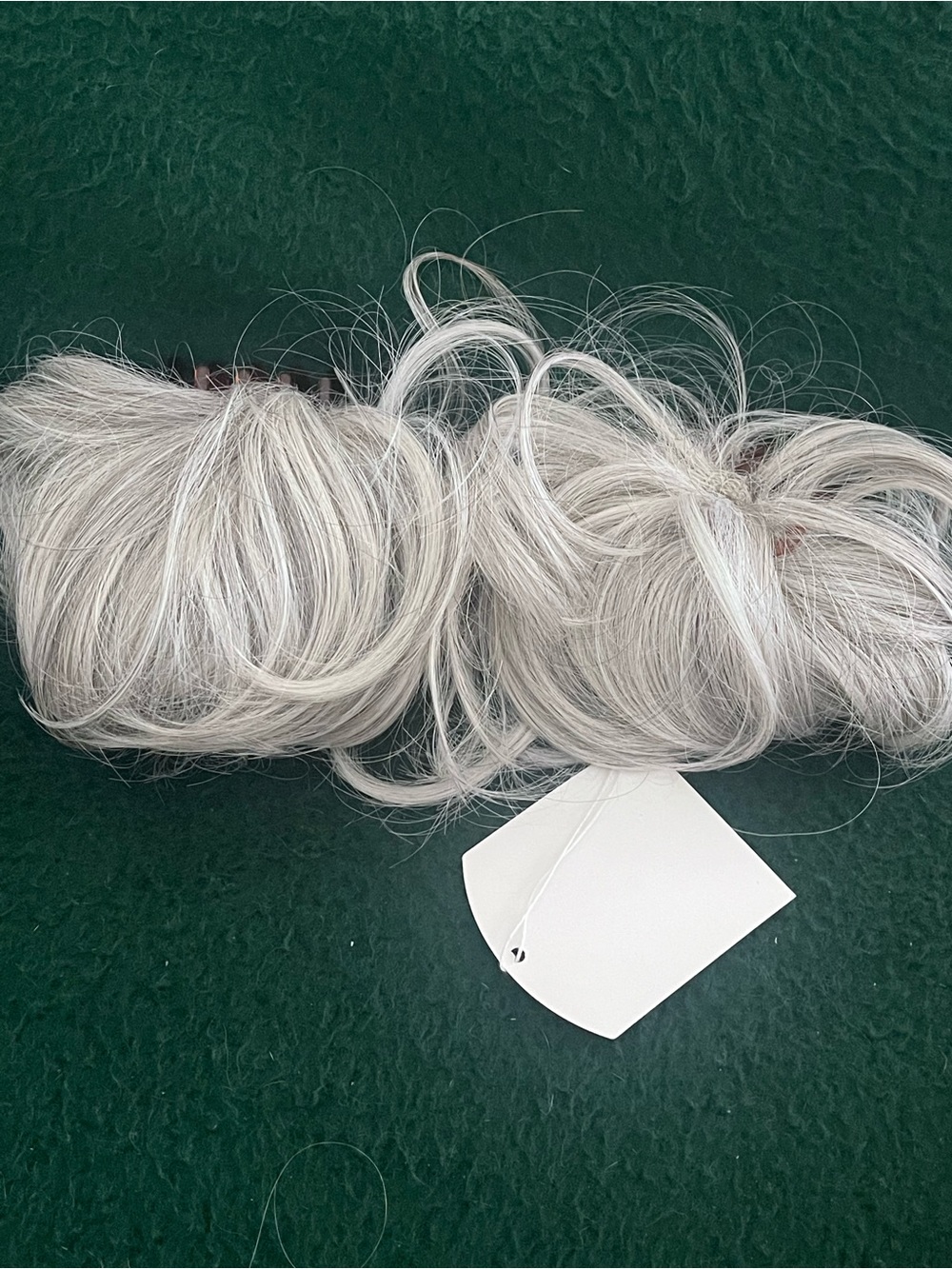 Toni Brattin Hair Fabulous Twin Clip Petite Hairpiece #631 Light Gray 900 NWT